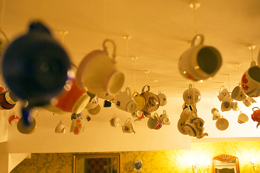 Квест в реальности Зазеркалье от компании Квествилль Квест в реальности Зазеркалье от компании Квествилль